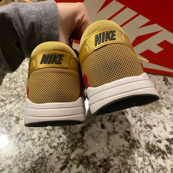 Nike Air Max Zero - Picture 5 of 9